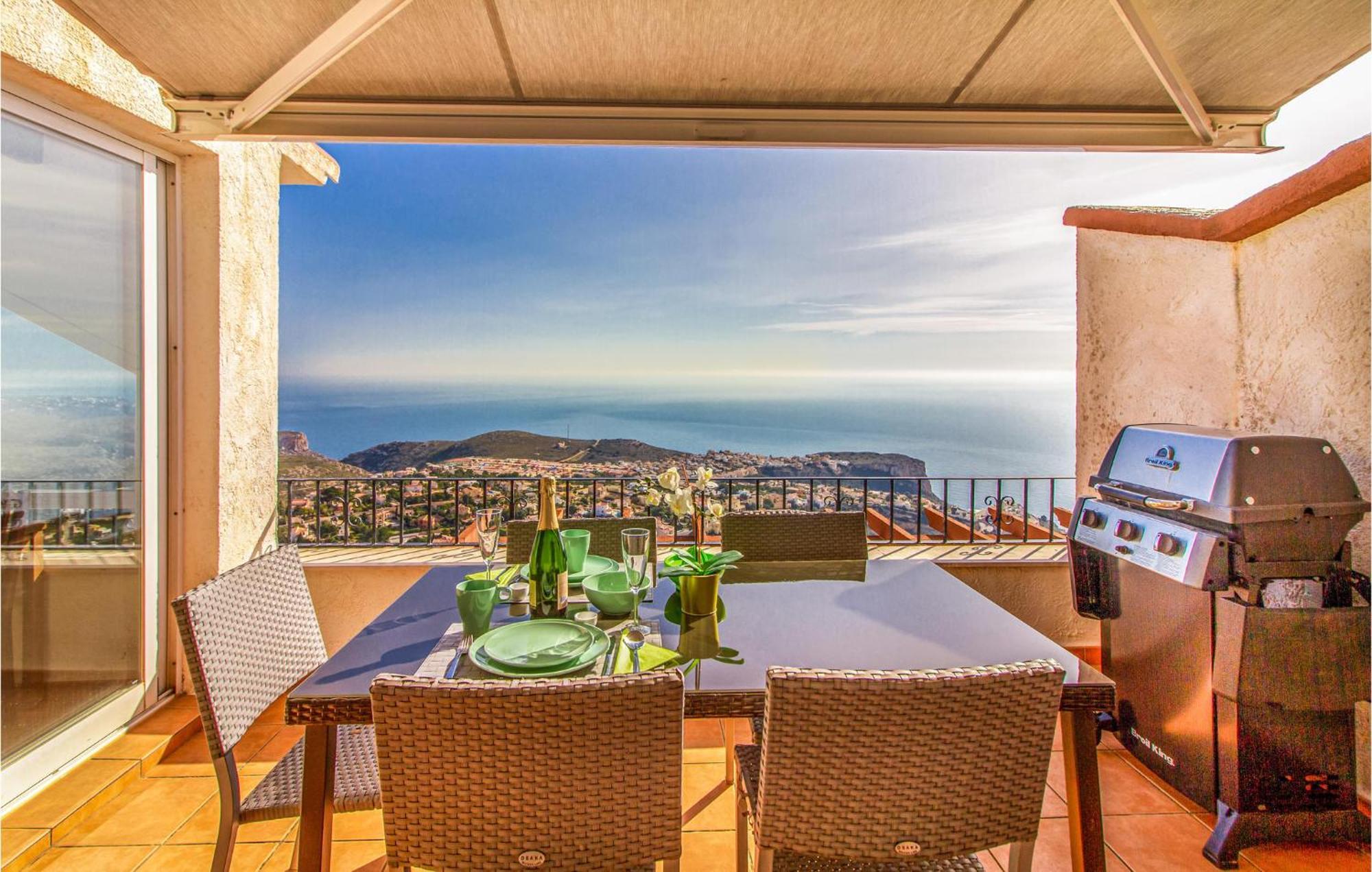 Nice Apartment In Cumbre Del Sol With Wifi Extérieur photo