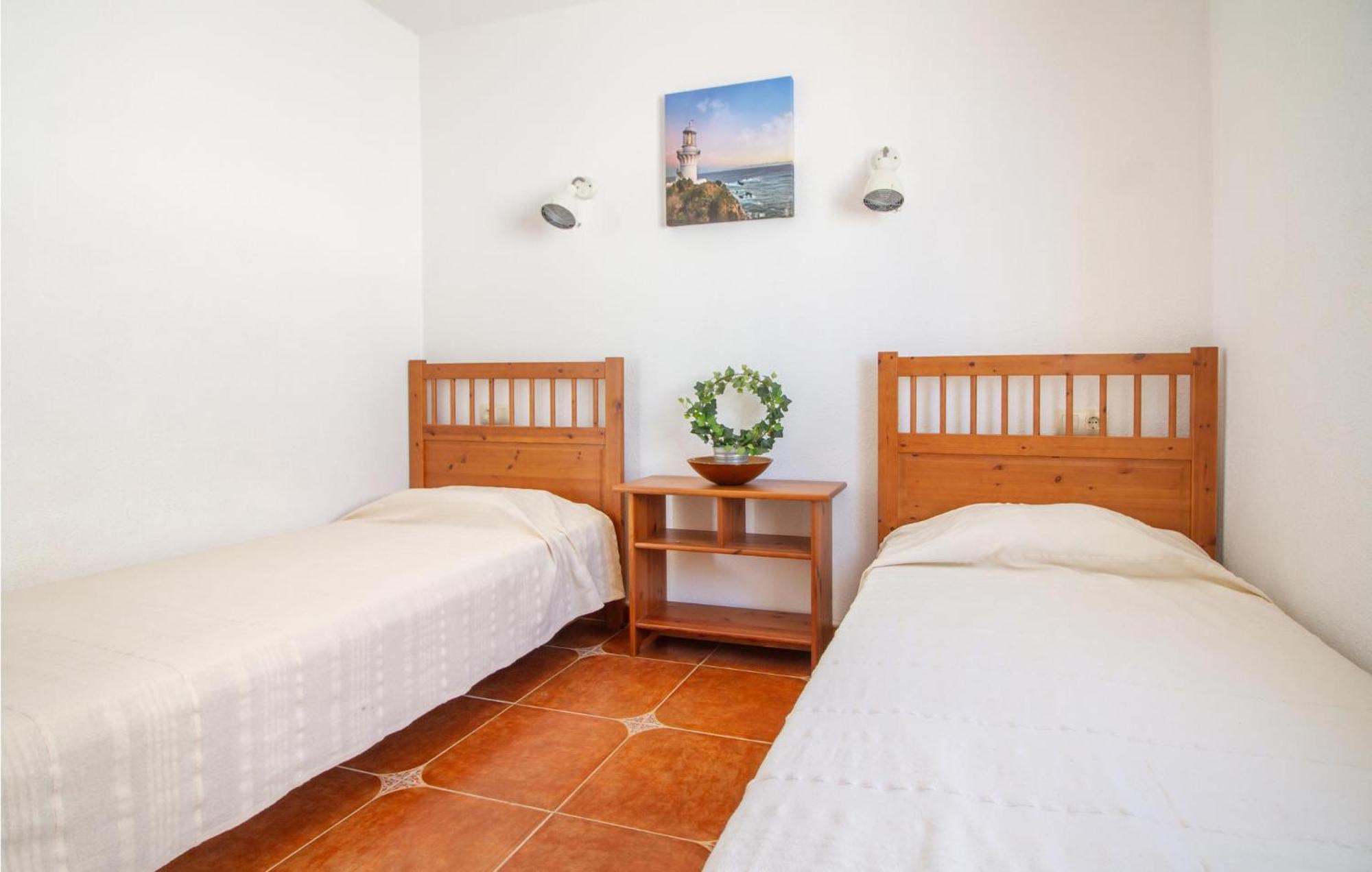 Nice Apartment In Cumbre Del Sol With Wifi Extérieur photo